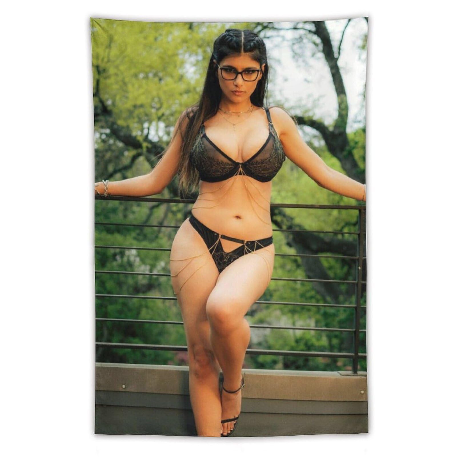 LAHE Mia Khalifa Sexy Actress Tapestry (22) Art Print Painting Tapestry  Wall Tapestries Bedroom Home Decor Gift Room Aesthetic 40"x60" : Amazon.ca:  Home