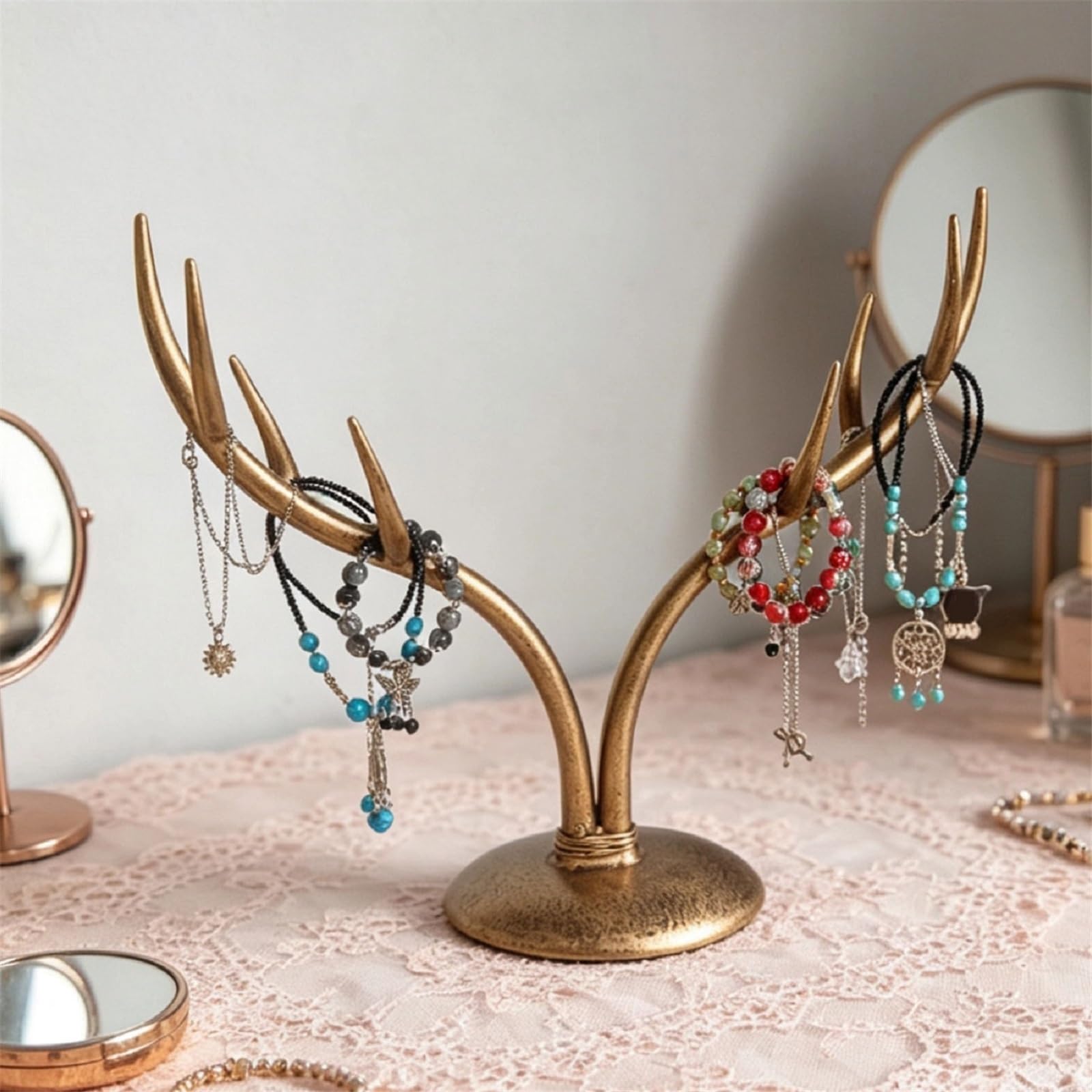 Wieża Biżuteryjna Metalowy stojak na biżuterię w stylu vintage z imitacją poroża Uchwyt