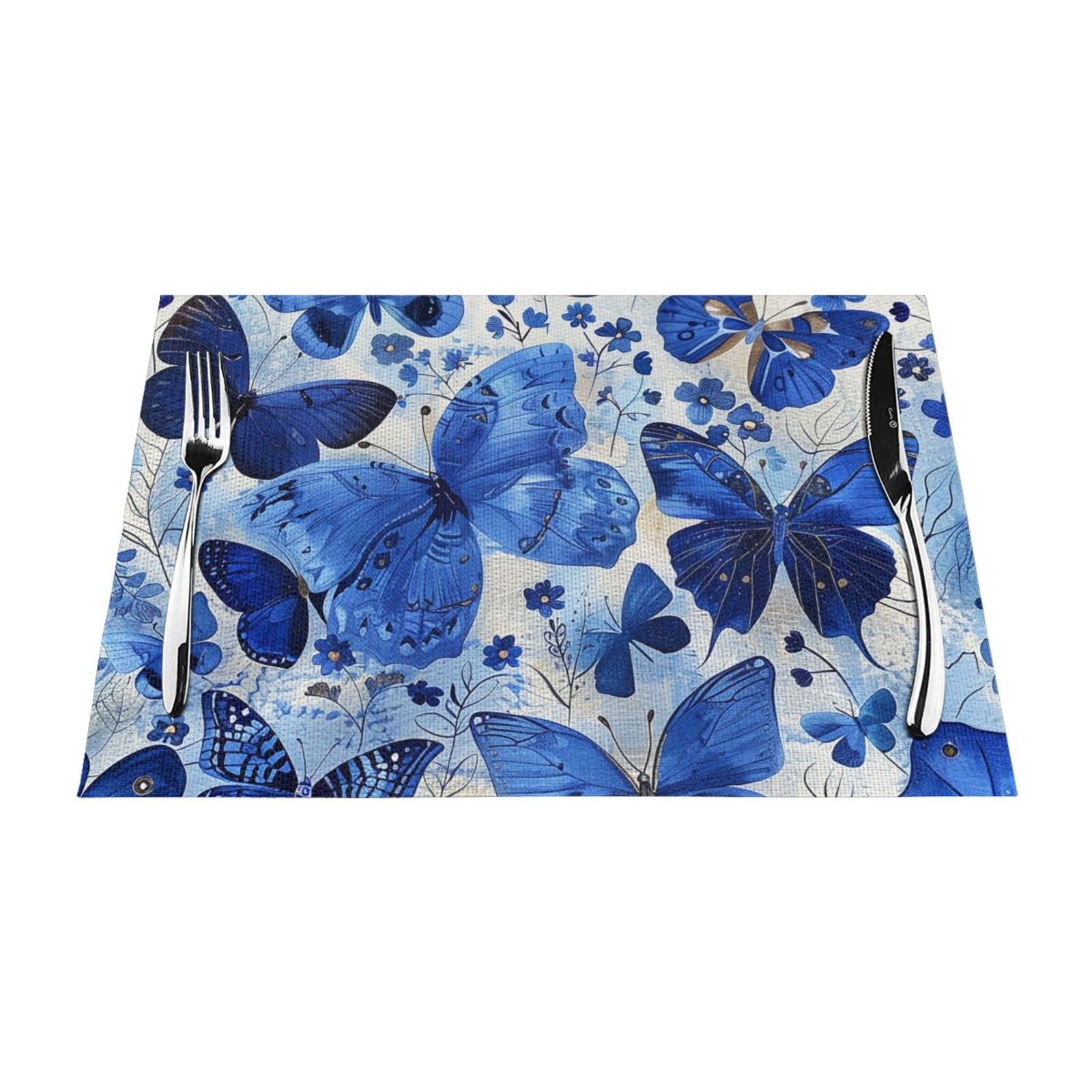 Sets de table papillons bleus pour des repas de famille colorés