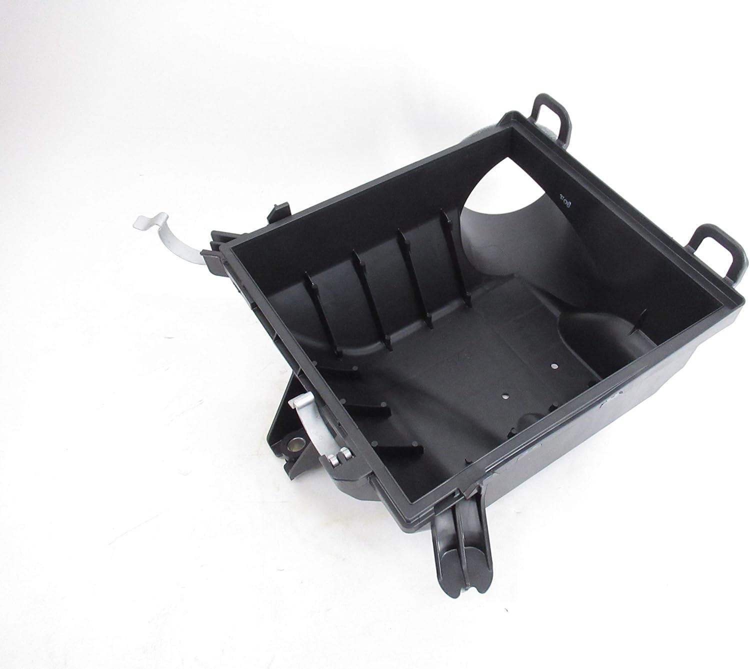 Toyota 17701-0P120 Air Cleaner Case Sub Assembly