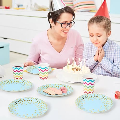 Miniatura 6 de CENLBJ Platos y servilletas de papel azul y dorado, suministros para fiesta, paquete de 50 platos de papel de 25 x 7 pulgadas y 25 servilletas de