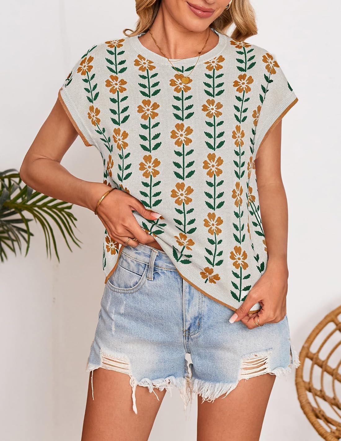 ZESICA Womens Floral Sweater Vest Summer Short Sleeve Crew Neck Cute Loose Knit Tops 2026 Trendy Clothes Outfits - Image 3