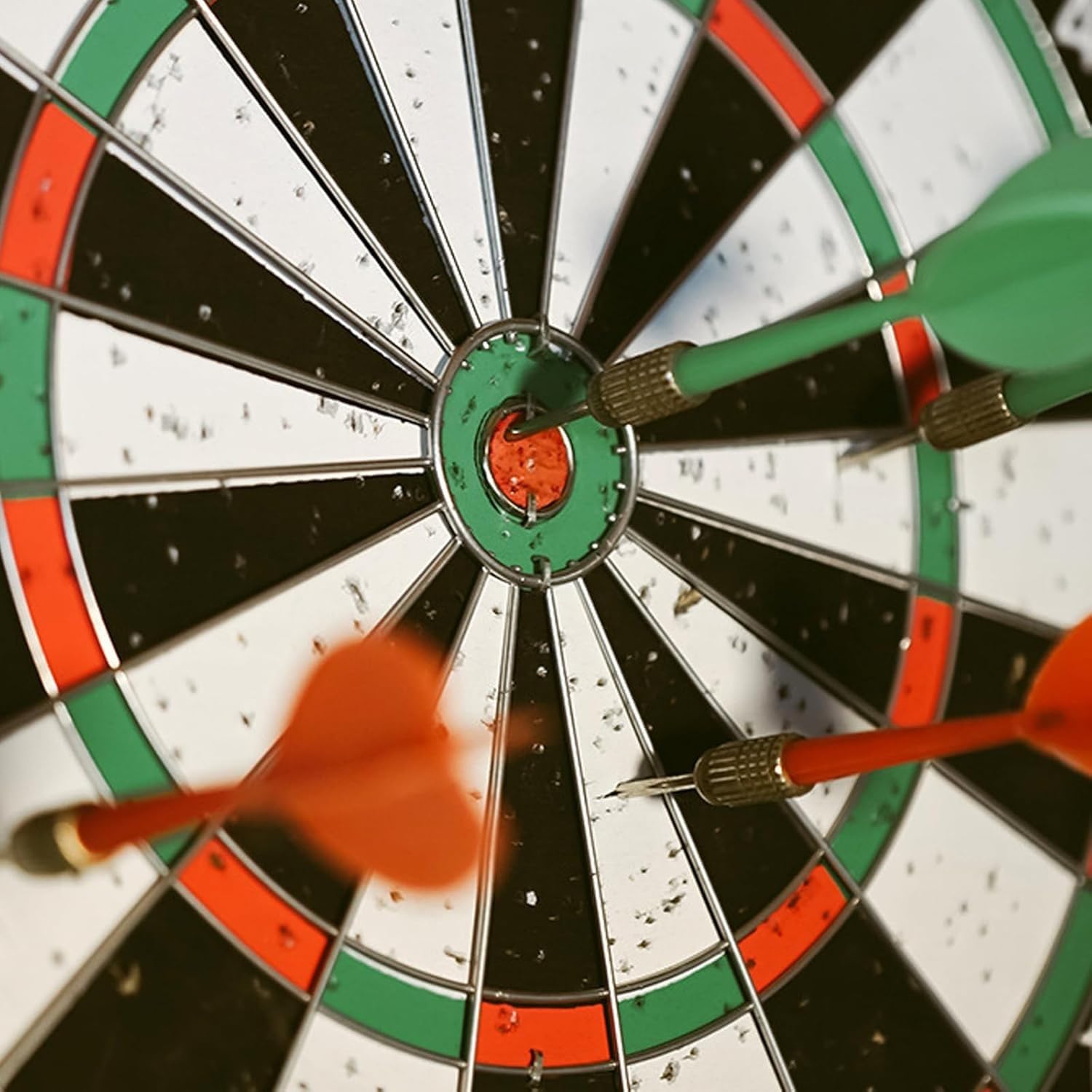 Gioco Bersaglio Freccette con 6 Frecce in Acciaio Tiro al Bersaglio Double Face cm 36 Gioco Dardi Freccette tiro al Bersaglio Tabellone Tiro a Segno Bambini Adulti Gioco Freccette Professionale