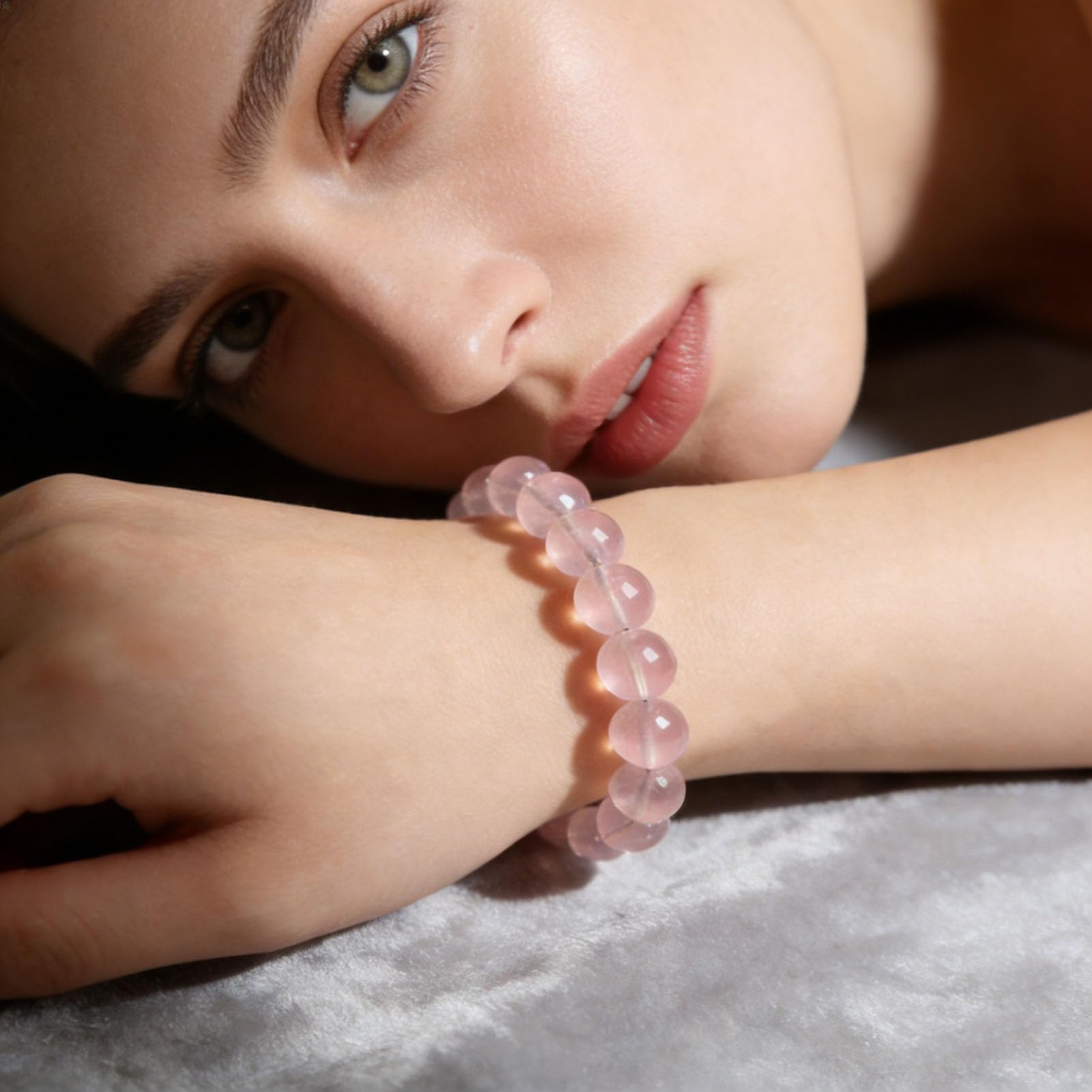 Bracciale curativo Quarzo Rosa, Braccialetti Naturali Fatti a Mano Bracciale Elasticizzato con Pietra preziosa Rosa Naturale per L'Amore, energia positiva Meditazione Yoga Unisex,12MM
