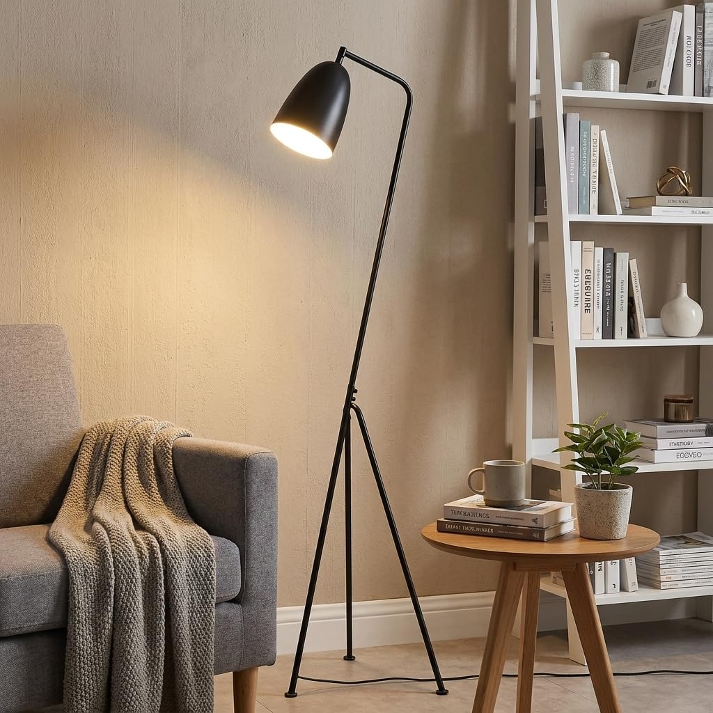 BARCELONA LED Lámpara de Pie Negra “Shoppen” Trípode 160cm, Lámpara de Suelo Negra Estilo Mid Century Nórdico Industrial, Pantalla Orientable E27, Diseño Moderno para Salón Dormitorio