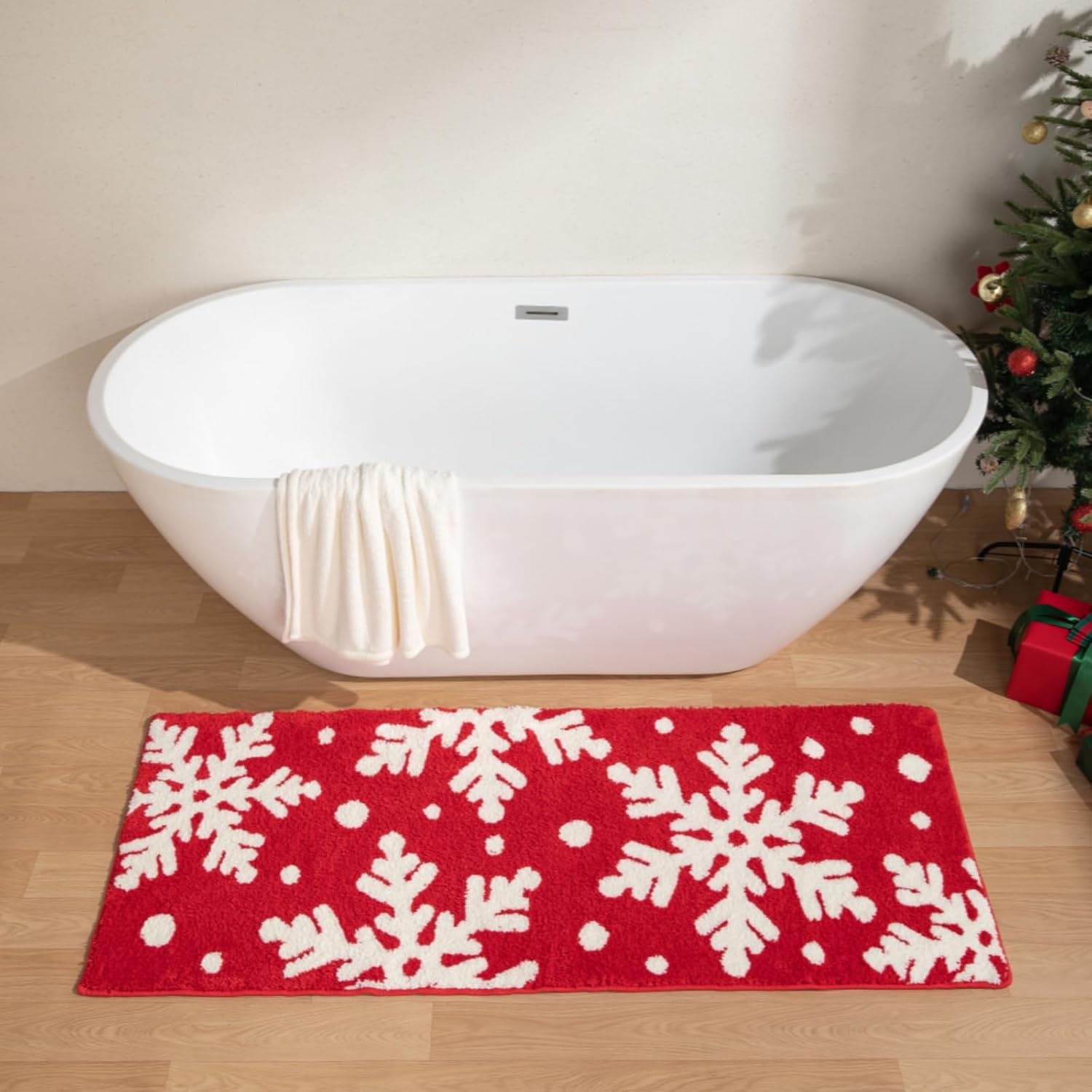 Christmas Bathroom Mat 24x60, Soft Snowflake Bath Mats, Machine Washable Microfiber Floor Mats for Bathroom Tubs, Sinks and Showers,Red