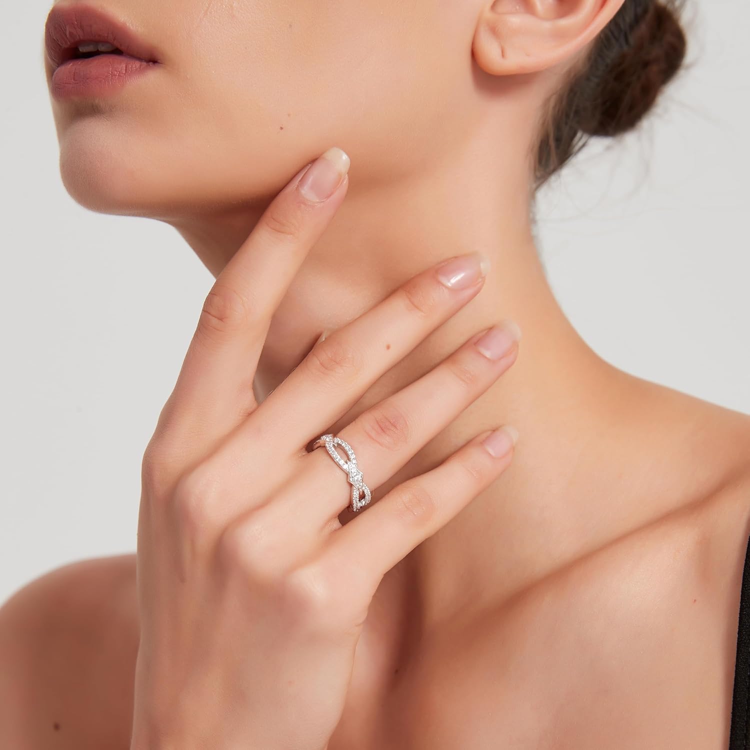 THELANDA Sterling Silver 6mm Vintage Interlaced Infinity Full of Simulated Diamond or Genuine Moissanite Eternity Band Wedding Ring