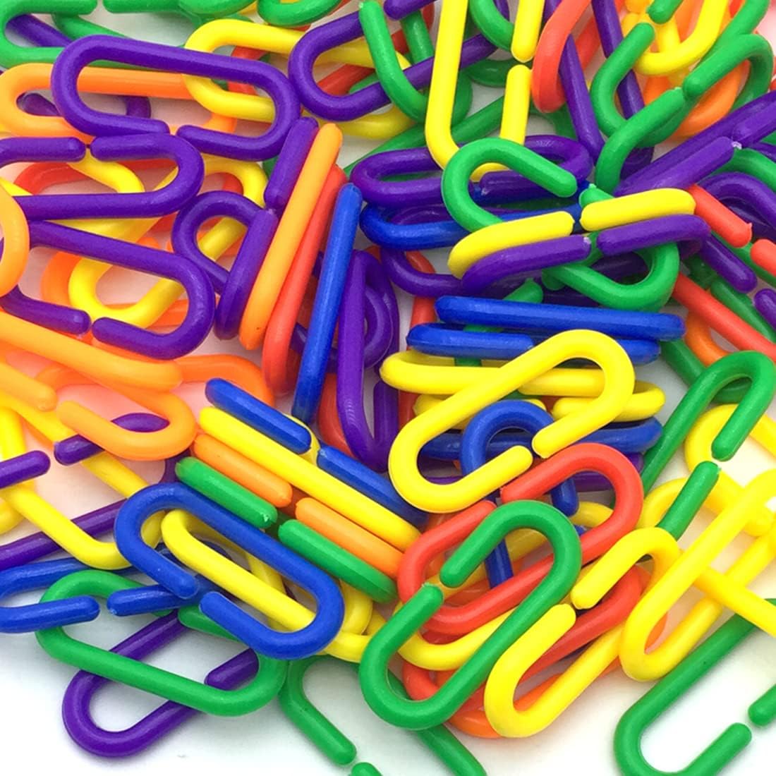 JIALEEY 200 Piece Plastic C-Clips Hooks Chain Links Rainbow C-Links Children's Learning Toys Small Pet Rat Parrot Bird Toy Cage