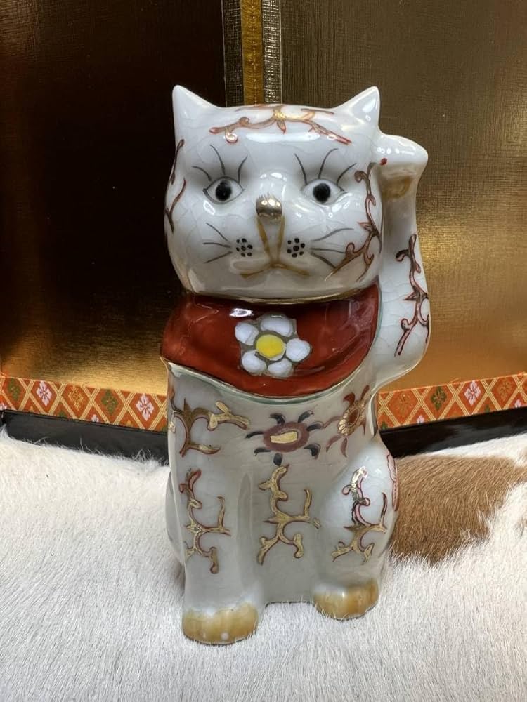 Amazon.co.jp: □Pottery □Maneki Neko □Cat □Figurine