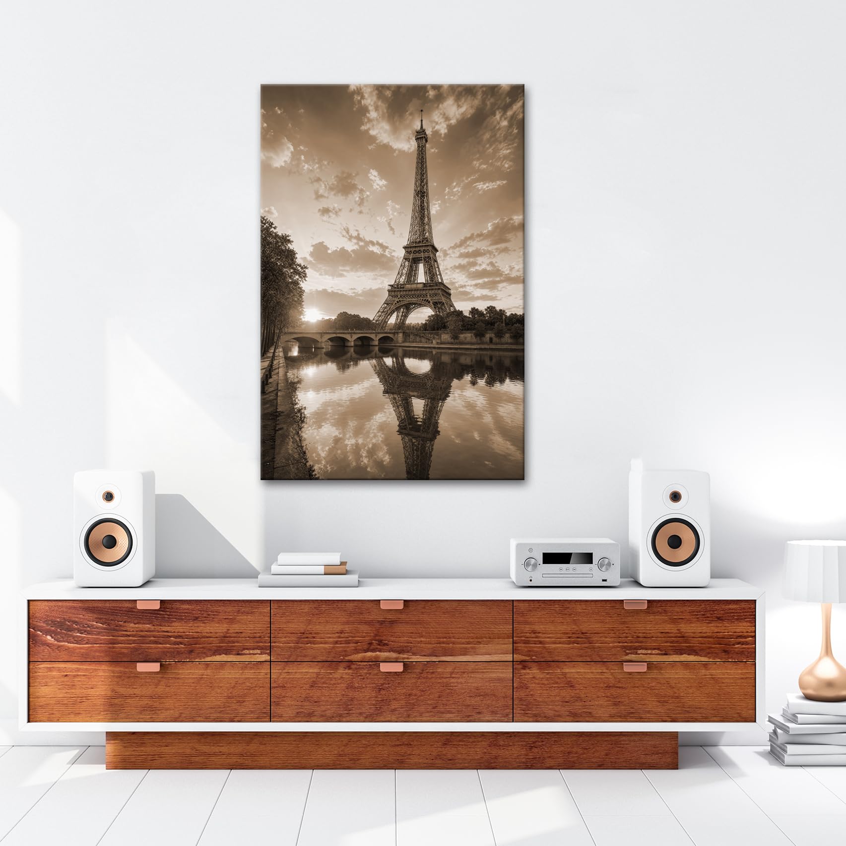 deyoli Obraz na płótnie Wieża Eiffla nad Sekwaną w świetle słonecznym 90x60cm Sepia