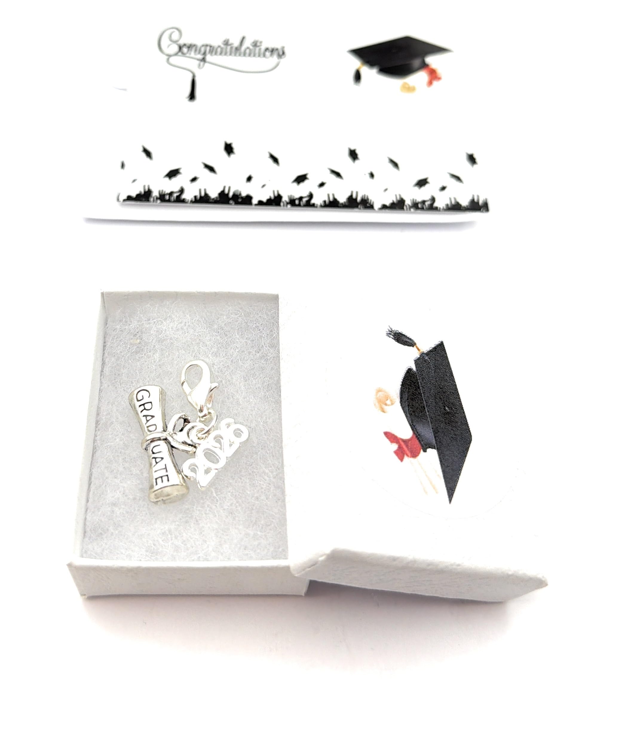 Libby's Market Place Graduation Diploma 2026 Clip on Charm with Gift Box and Graduation Gift Card