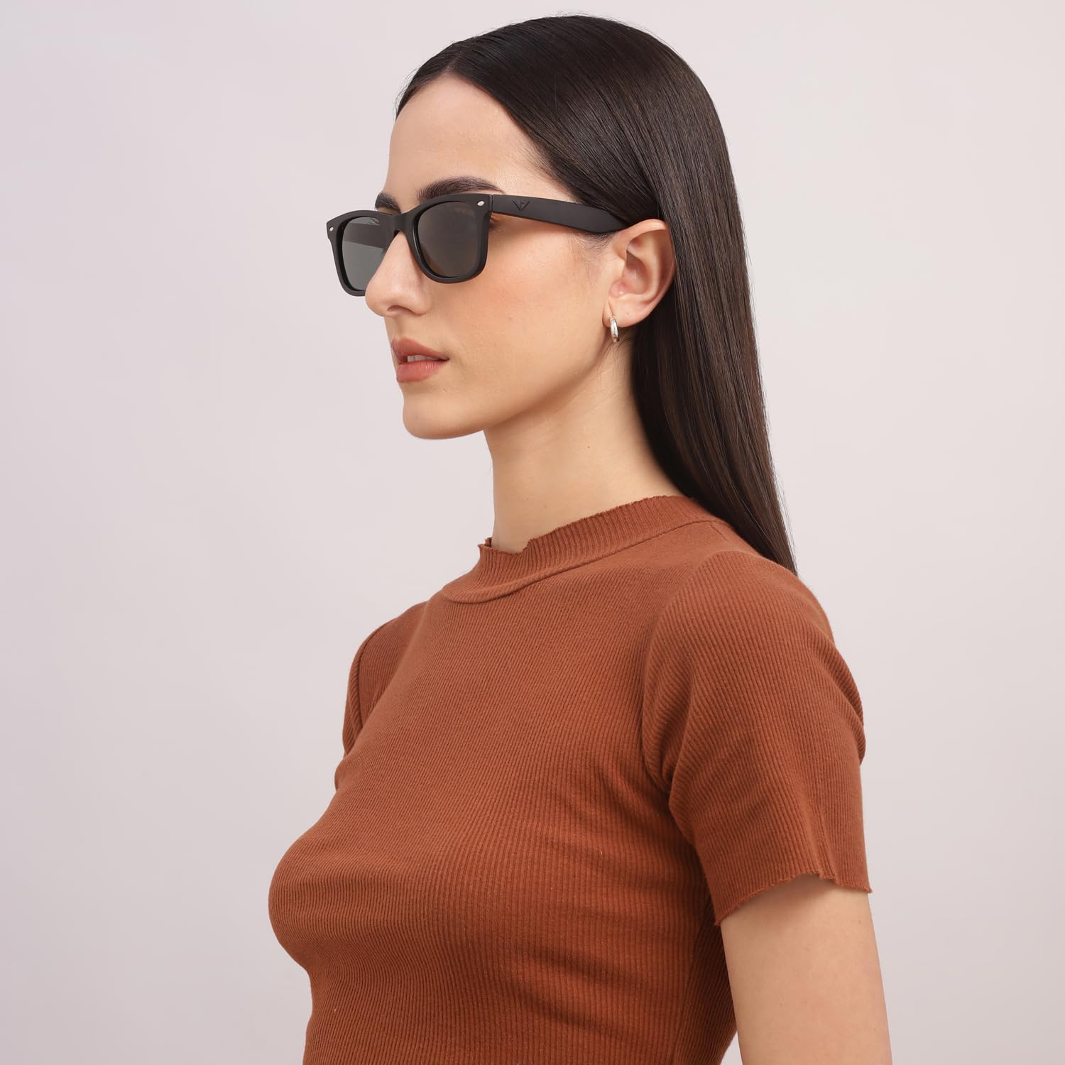 VINCENT CHASE EYEWEAR By Lenskart | Full Rim Square Branded Latest and Stylish Sunglasses | Polarized and 100% UV Protected | Men & Women | Large | VC 5147/P Black Frame/Green Lens - Pack of 1 - Image 5 thumbnail