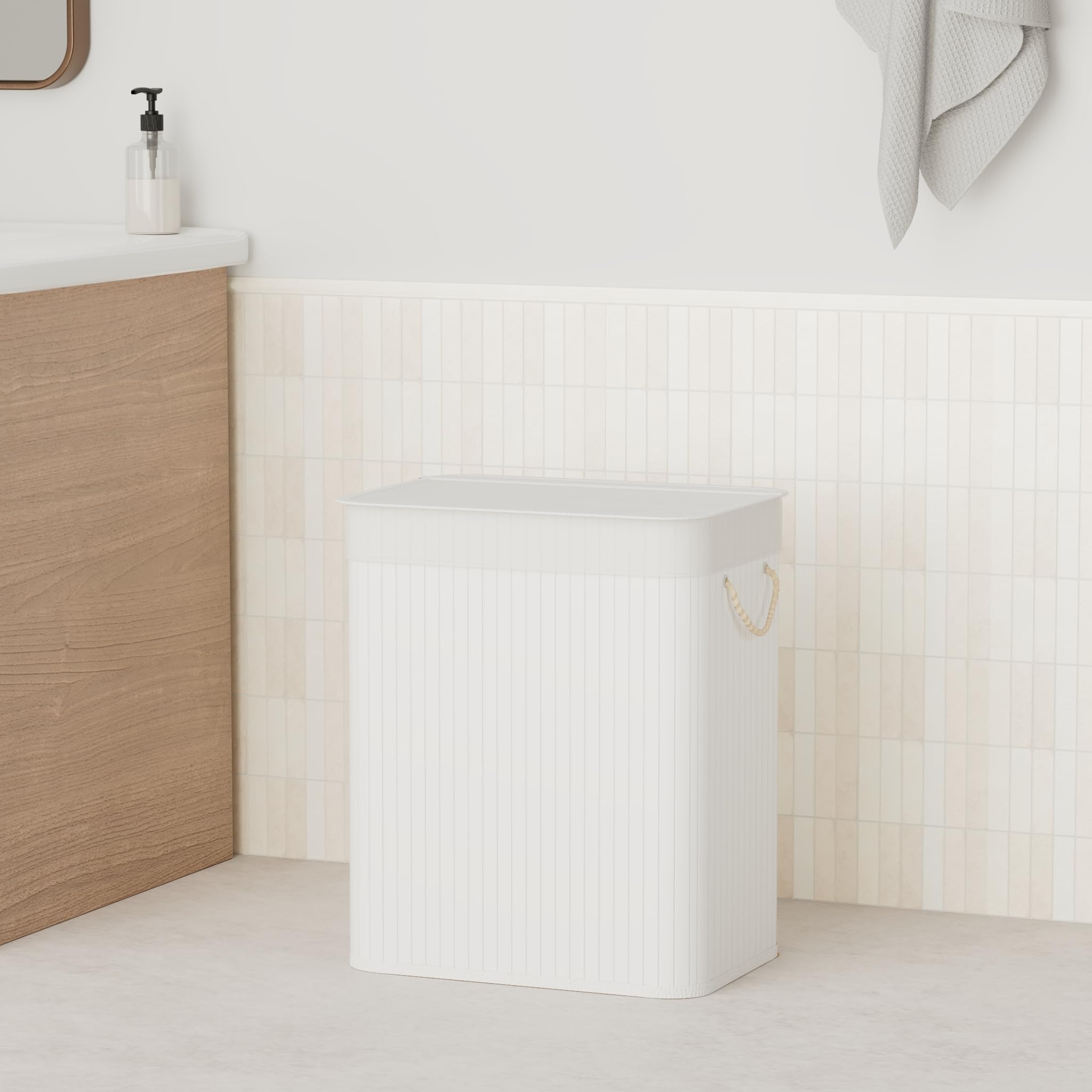 PANA®ECO Panier à linge en bambou avec couvercle (104 L) • Bac à linge avec sac amovible • Corbeille à linge pliable • Coffre à linge salle de bain • 100% bambou • Couleur : Blanc (52x32x63 cm)