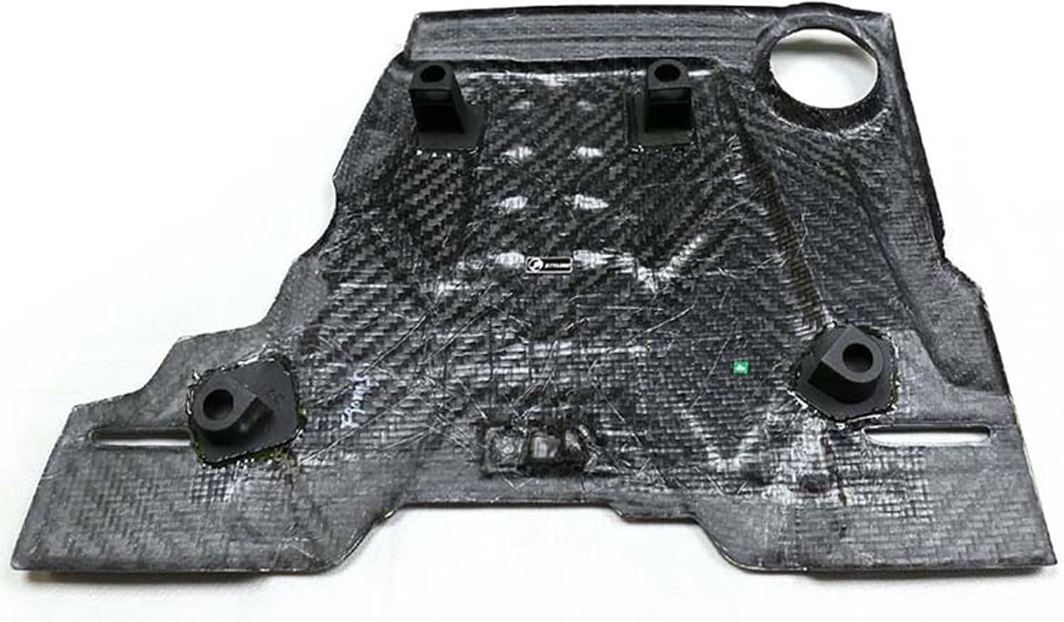 BMW F90 M5 17-23 M8 F91 F92 F93 22-23 本物の交換用ドライカーボンファイバーフロントフードエンジ