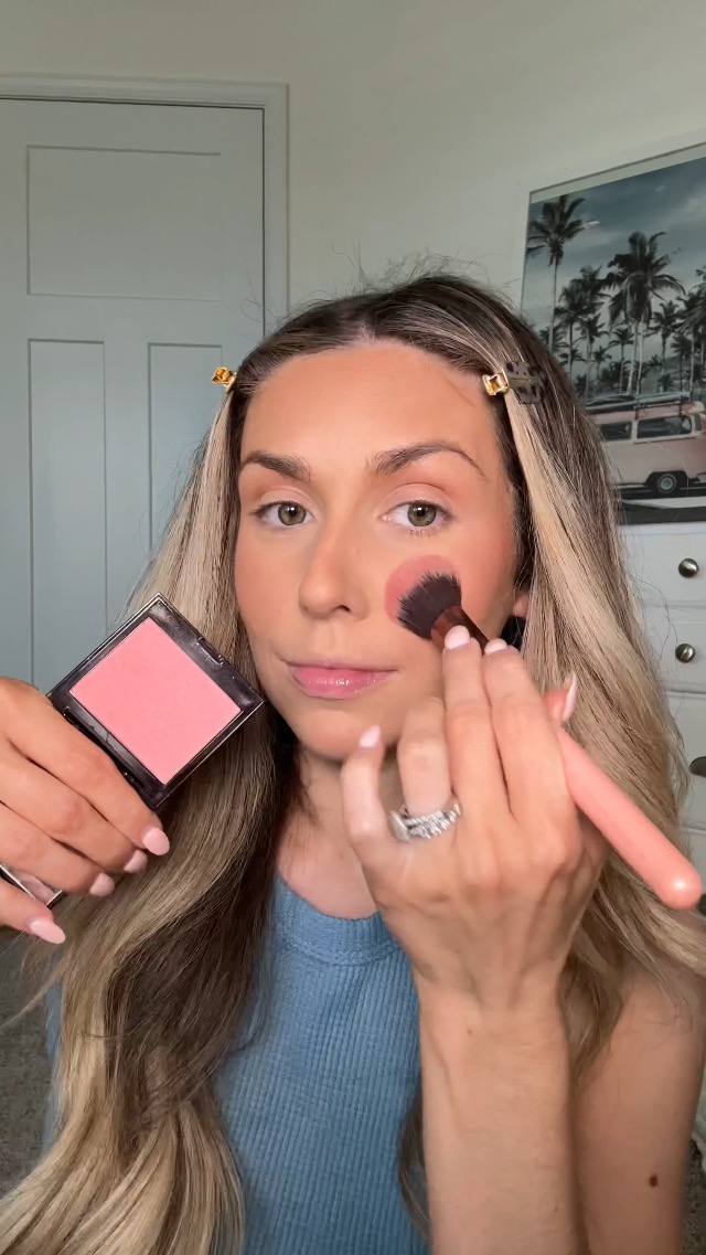 Watch Go to makeup for a flawless long lasting look on Amazon Live