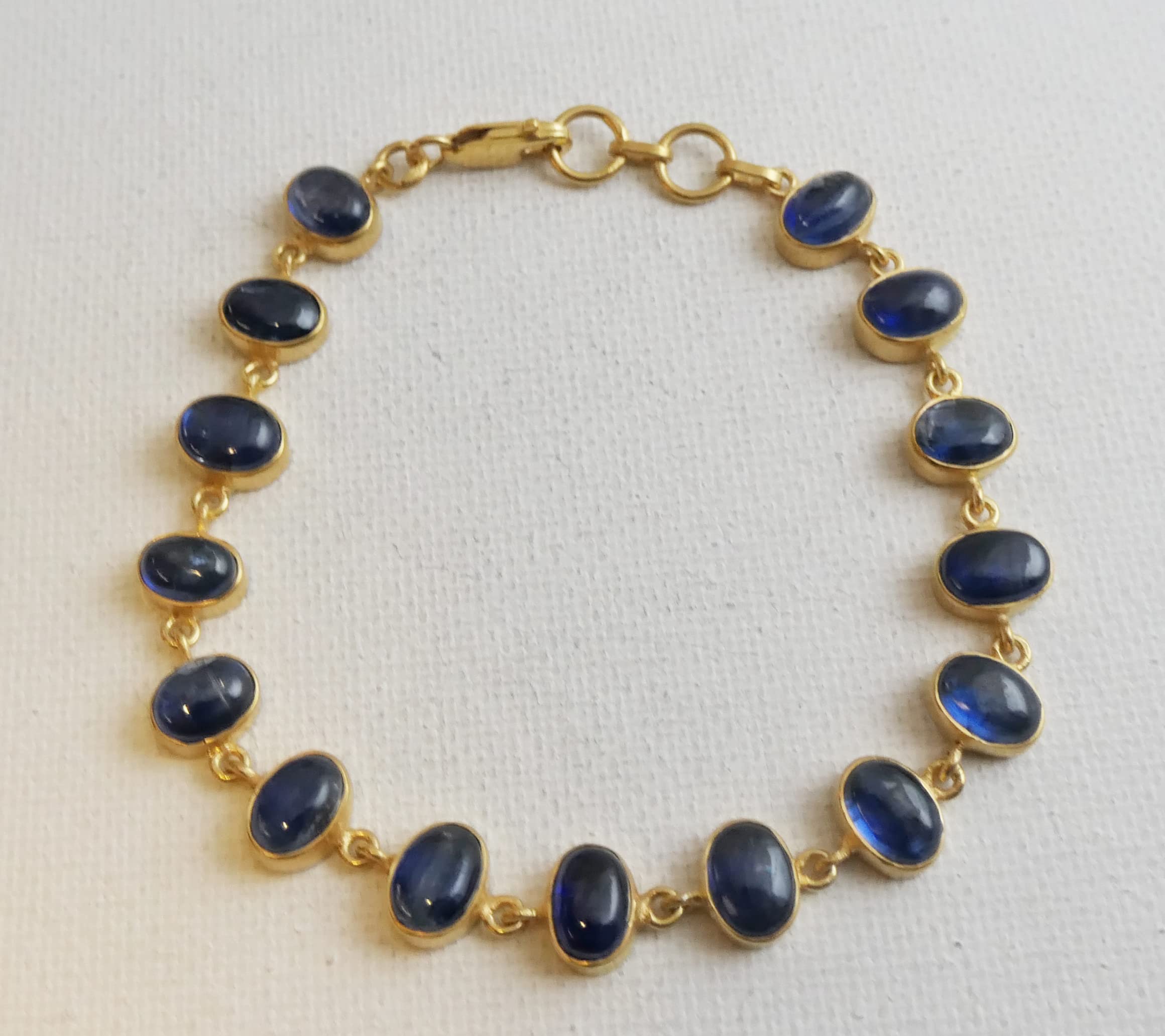 Pulsera de plata de ley con baño de oro de cianita
