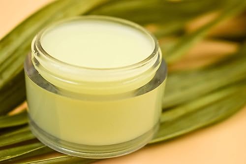 Miniatura 7 de SVATV Bálsamo labial de chocolate blanco. Con ingredientes naturales  Manteca de karité cera de abejas y aceite de coco para reparar los labios