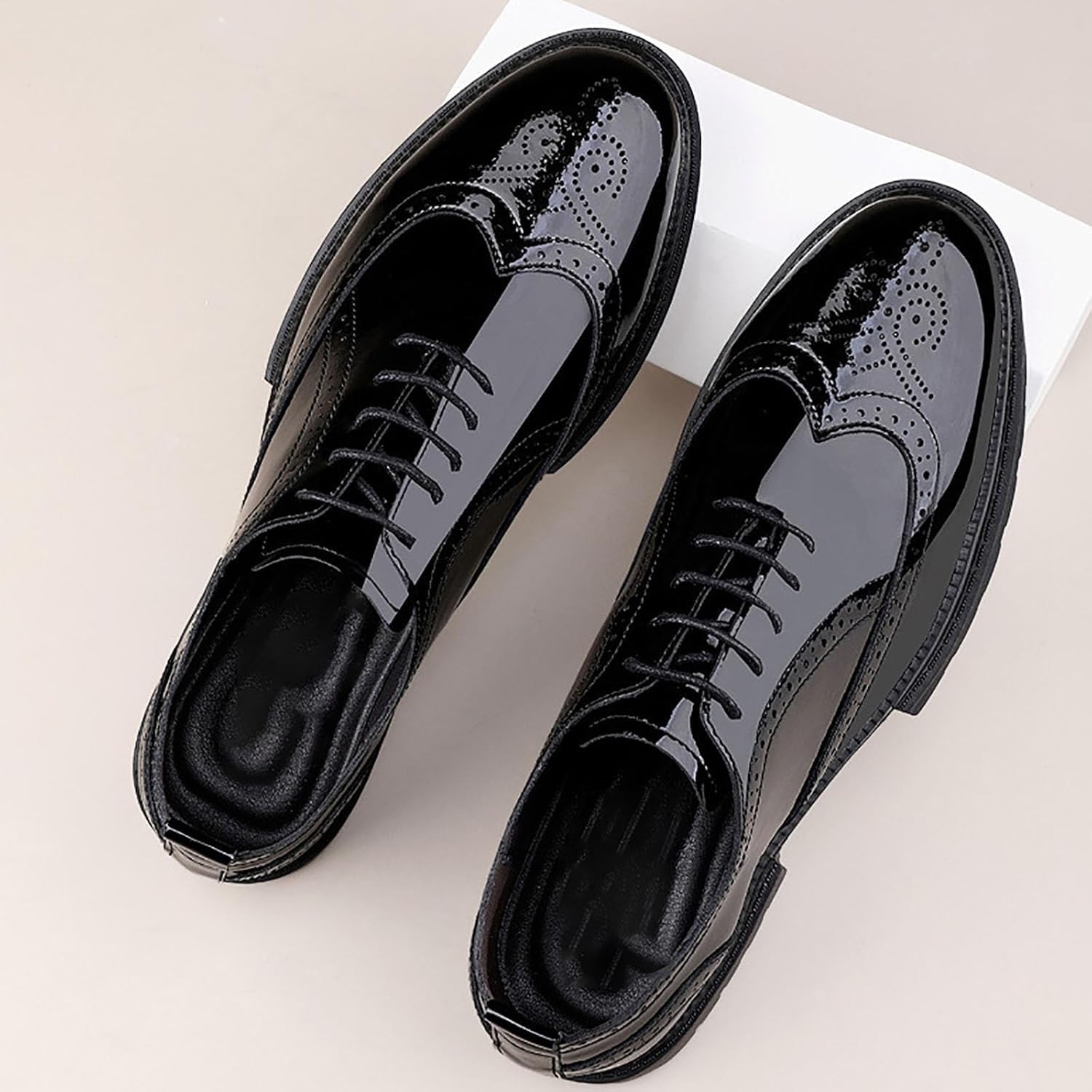 Męskie Lakierowane Skórzane Buty Typu Brogue Z Rzeźbionymi Brogsami, Grube Skórzane Sznurowane Buty Typu Oksford, Codzienne, Komfortowe Buty Do Pracy I Biura, Black, 7.5 UK