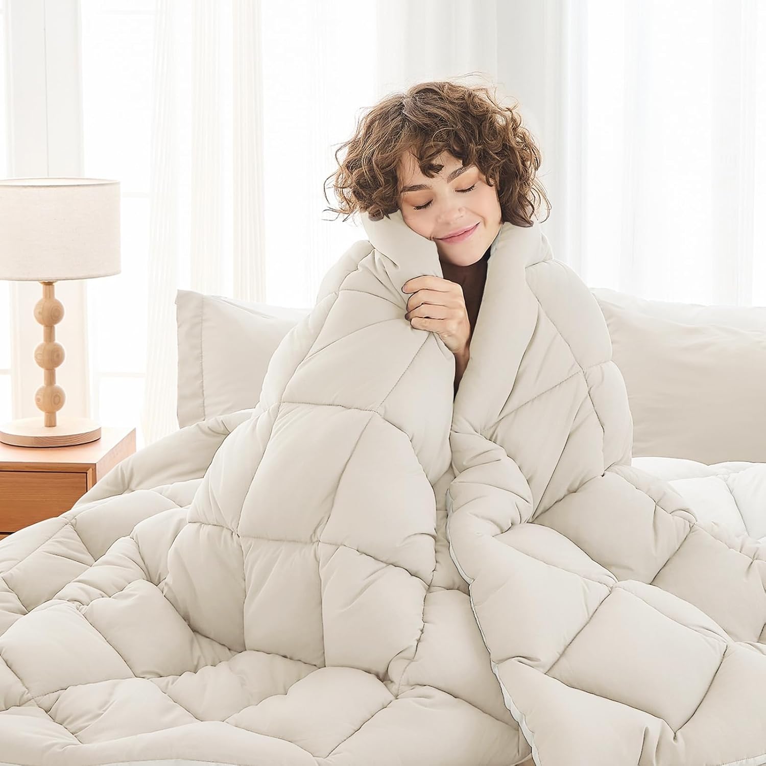 MUXHOMO 7 Pieces Full Comforter Set, Reversible Bed in a Bag Full Size, All Season Bedding Set with Comforter, Flat Sheet, Fitted Sheet, Pillowcases & Shams, Beige & White - Image 2