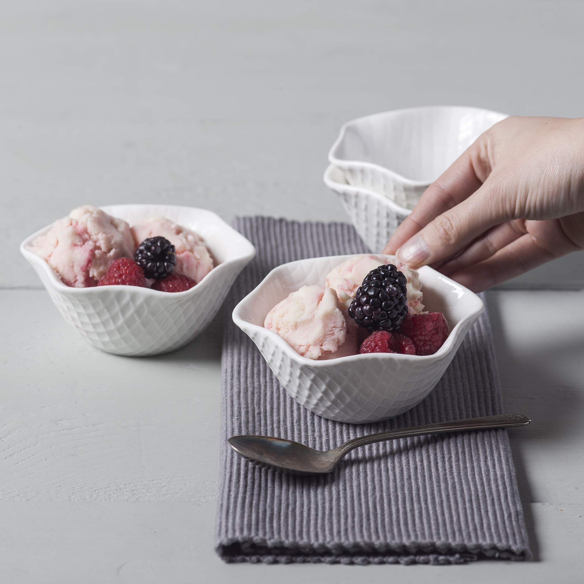 WM Bartleet & Sons 1750 TSET126 - Juego de 4 cuencos individuales de porcelana para helado, sorbete y postre, 12 cm, color blanco