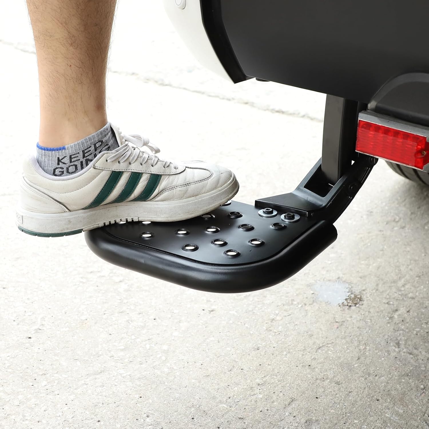 Bed Step Truck Rear Tailgate Bedsteps,Fit for Toyota Tundra 2022 2023,Retractable Folding Truck Bed Step,Rear Bumper Tailgate Pedal