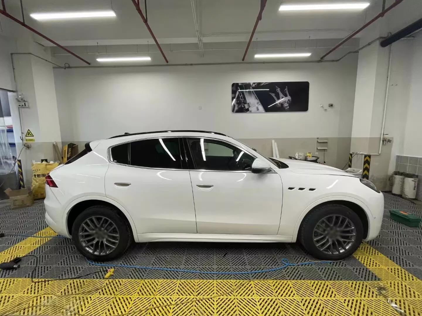 Fits for Maserati Grecale 2023-2024 Roof Rail Racks Cross Bars without Screw, black, nfbd38