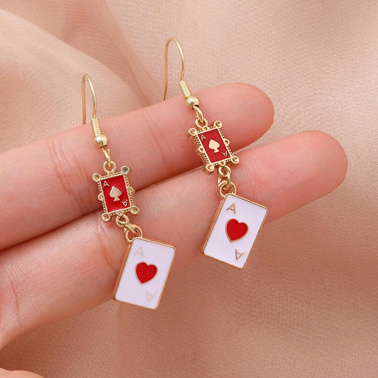 Dcfywl731 Queen of Hearts Costume Women Red Heart Necklace Earrings Set Black Choker Necklaces for Women Gothic Vampire Queen Costume Jewelry Accessories - Image 7