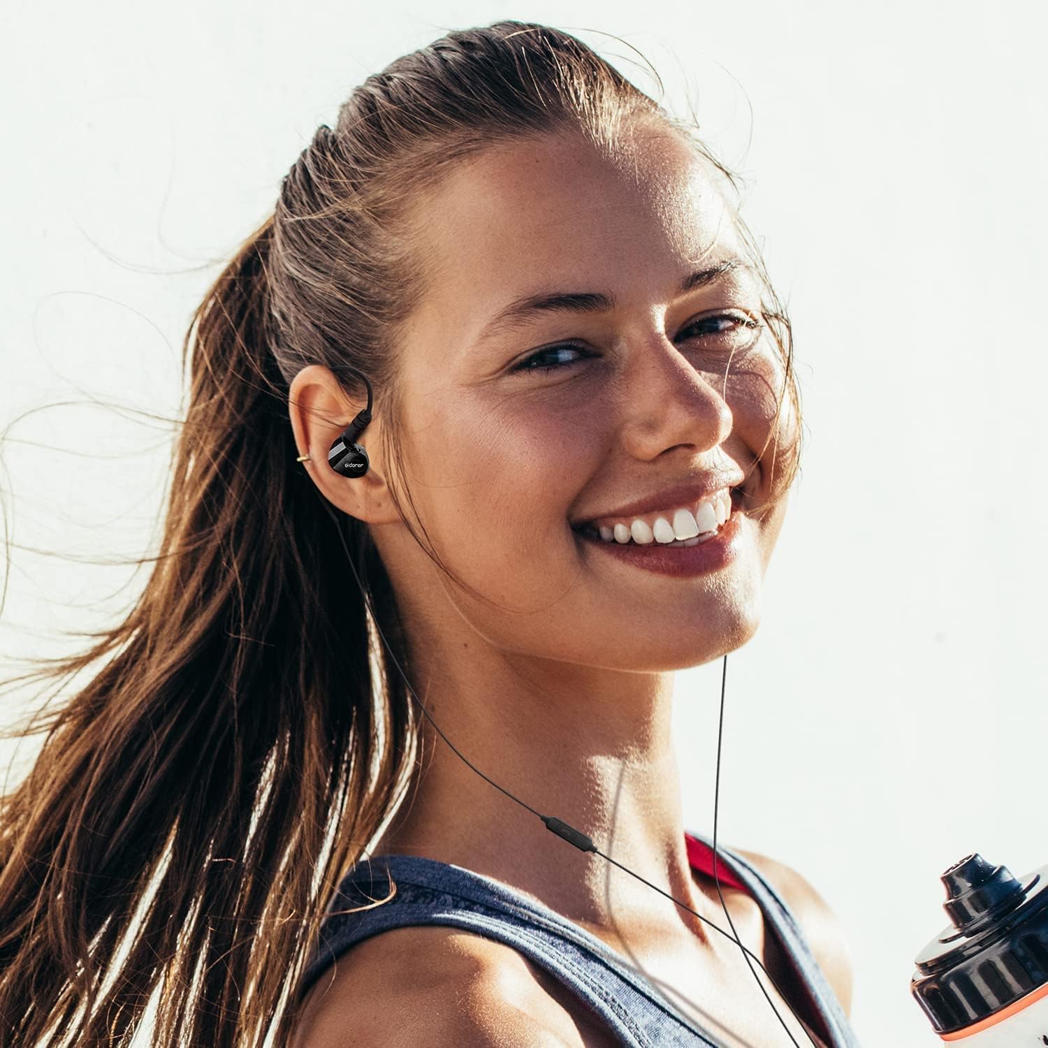 MOXKING Cuffie USB C Running Sports Earbud, tipo C, cablate Over Ear In Ear Headsets Enhanced Bass Stereo Auricolari con microfono e telecomando per Running Jogging Gym (Black-TypeC)