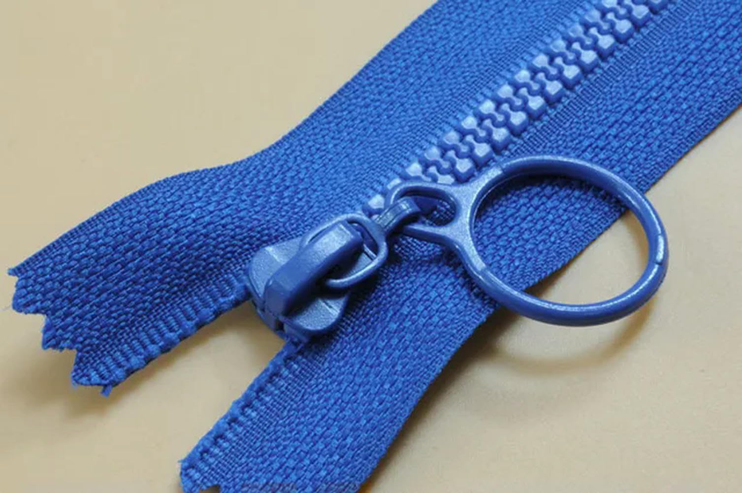 Umass Blue 10Pcs 3# Resin Zippers For Sewing Decorative Children's Color Zipper Puller Sleeping Bag Zipper For Garment Accessories