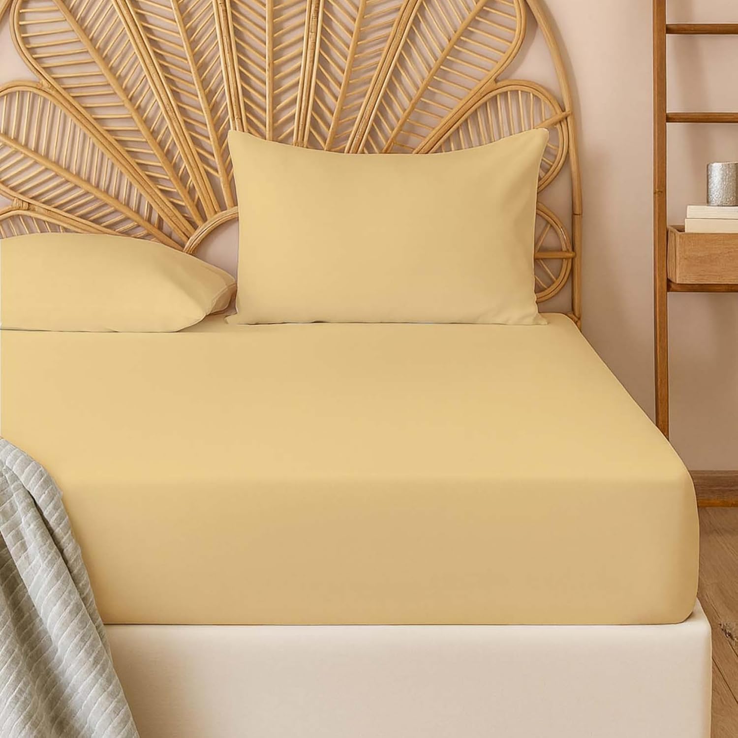 Cotton Fitted Sheet for Double, Queen & King Beds | Soft Breathable Mattress Sheet with Elastic Fit | Comfortable Bedding Essential for Adults, Couples & Family Homes