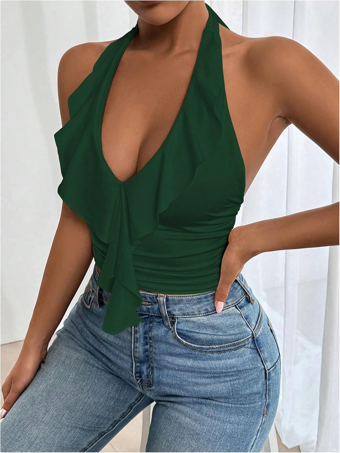 SOLY HUX Women's Ruffle Trim Halter Tops Ruched V Neck Sleeveless Going Out Crop Tops - Image 4