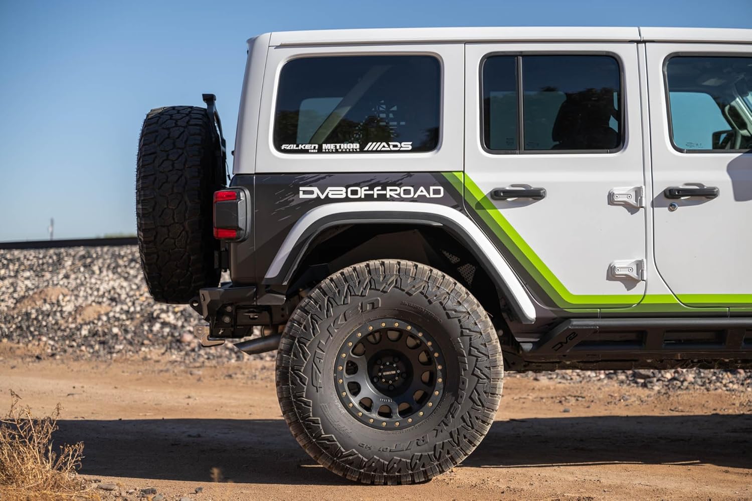 DV8 Offroad Rear Inner Fenders for 2018-2026 Jeep Wrangler JL | Protects Vital Rear Components | Paintable Accent Panels | Durable Lightweight Aluminum | Fully Bolt-On Installation | Powder Coated