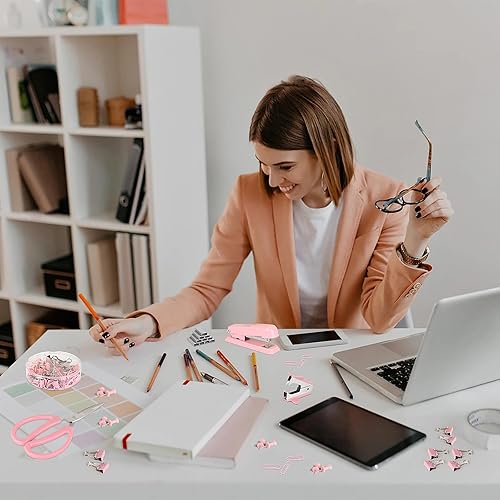 Miniatura 5 de Grapadora rosa, suministros de oficina rosa, juego de accesorios de escritorio para mujer con grapadora, removedor de grapas y 1000 grapas, clips,