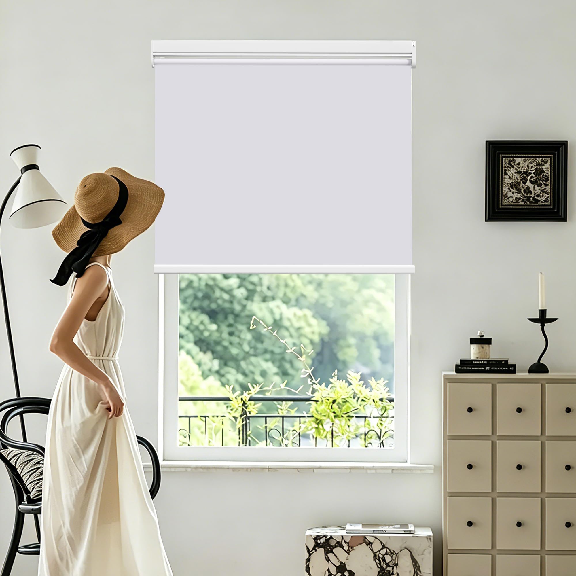 HOMEDEMO Tende a rullo oscuranti motorizzate con betteria e telecomando, Bianco, 60x130cm, tenda motorizzata per interni Senza Foratura, veneziane da interno Giorno e Notte, per Porte e Finestre
