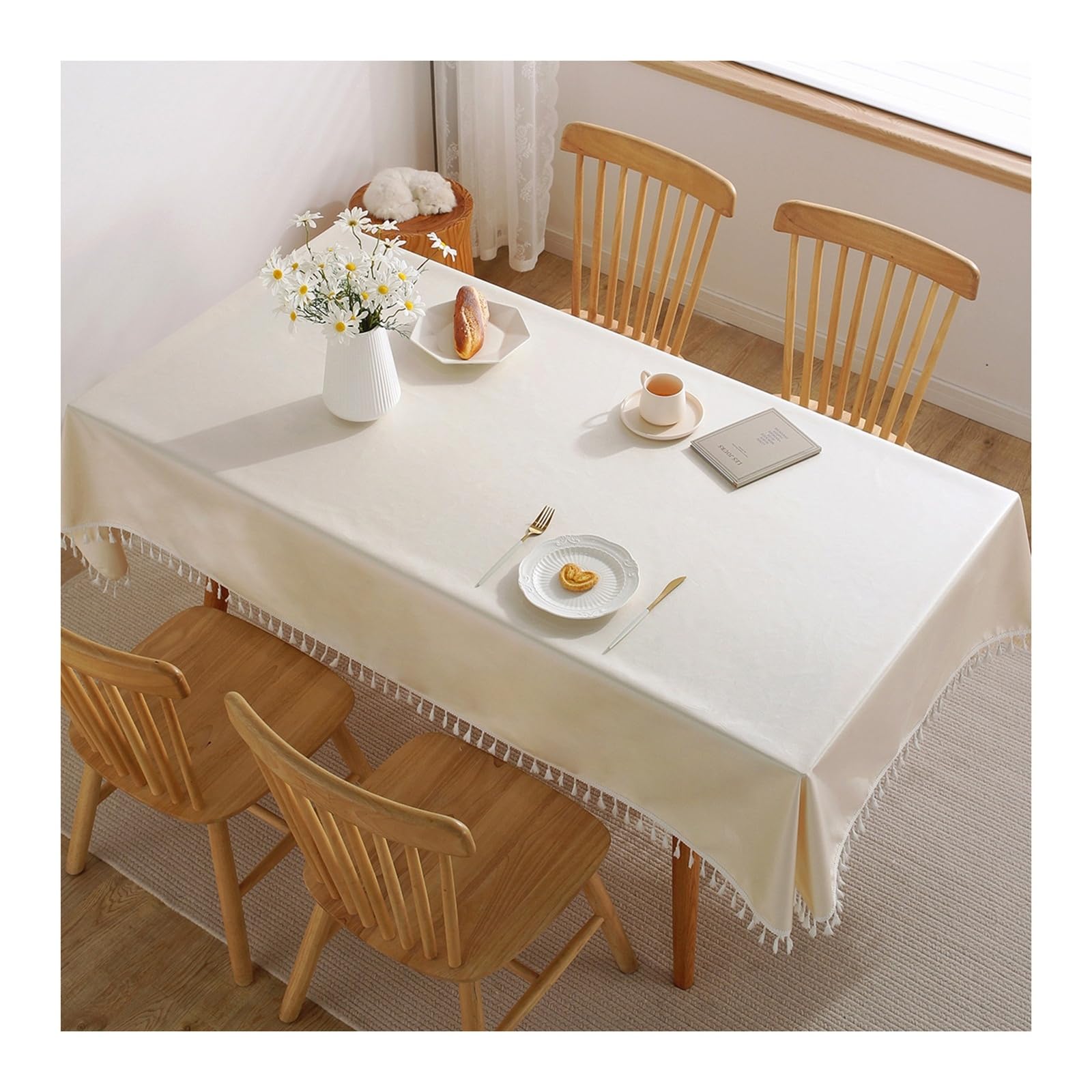 Nappe 135x180cm à franges beige KnSam en polyester anti-taches pour table rectangle