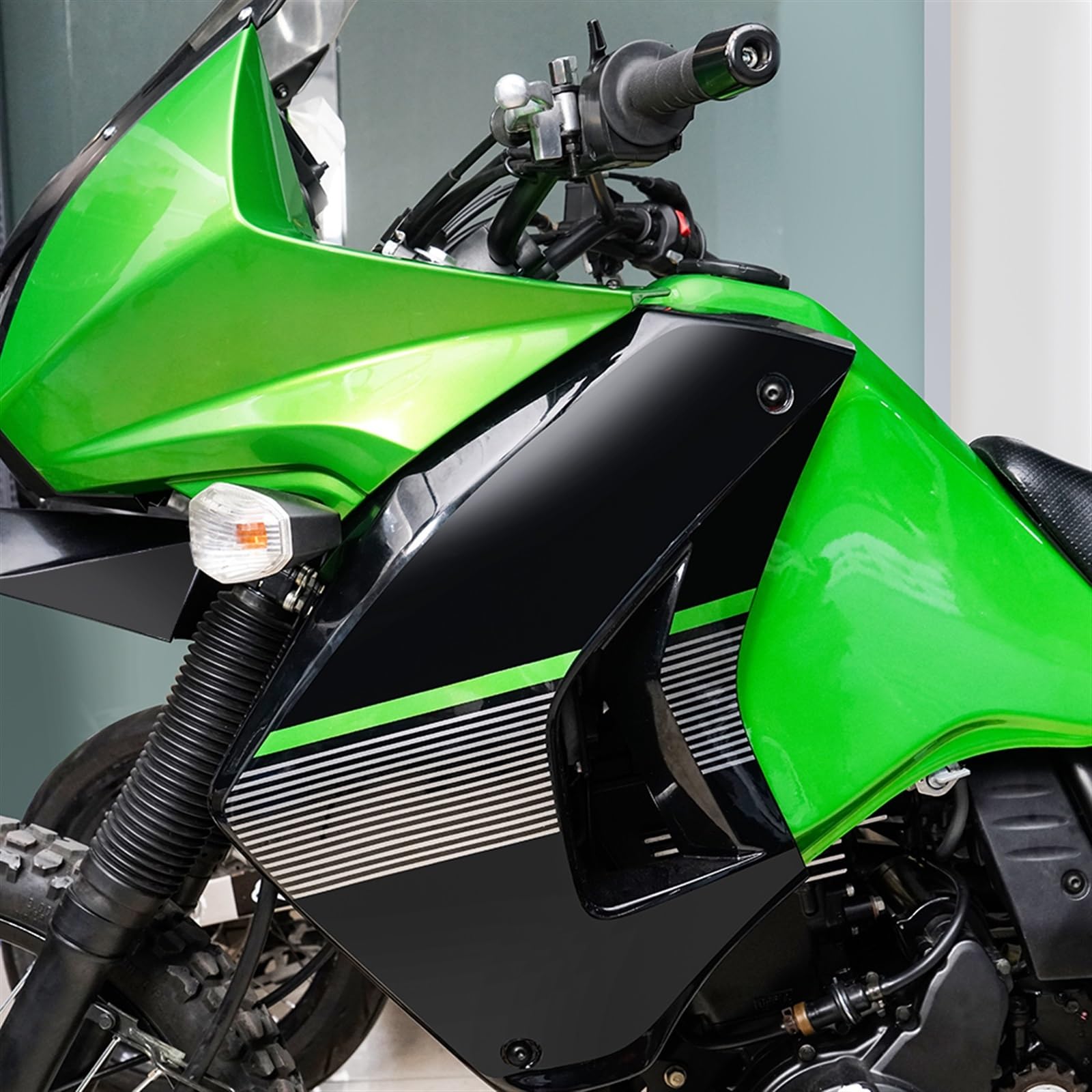 Moto Carena Bulloni Carenatura Viti Carena Elementi Di Fissaggio Kit Per YZF R1 R15 R25 R3 R6 R125 R15 R25 MT03 MT07 MT10 Viti carenatura(Argento)