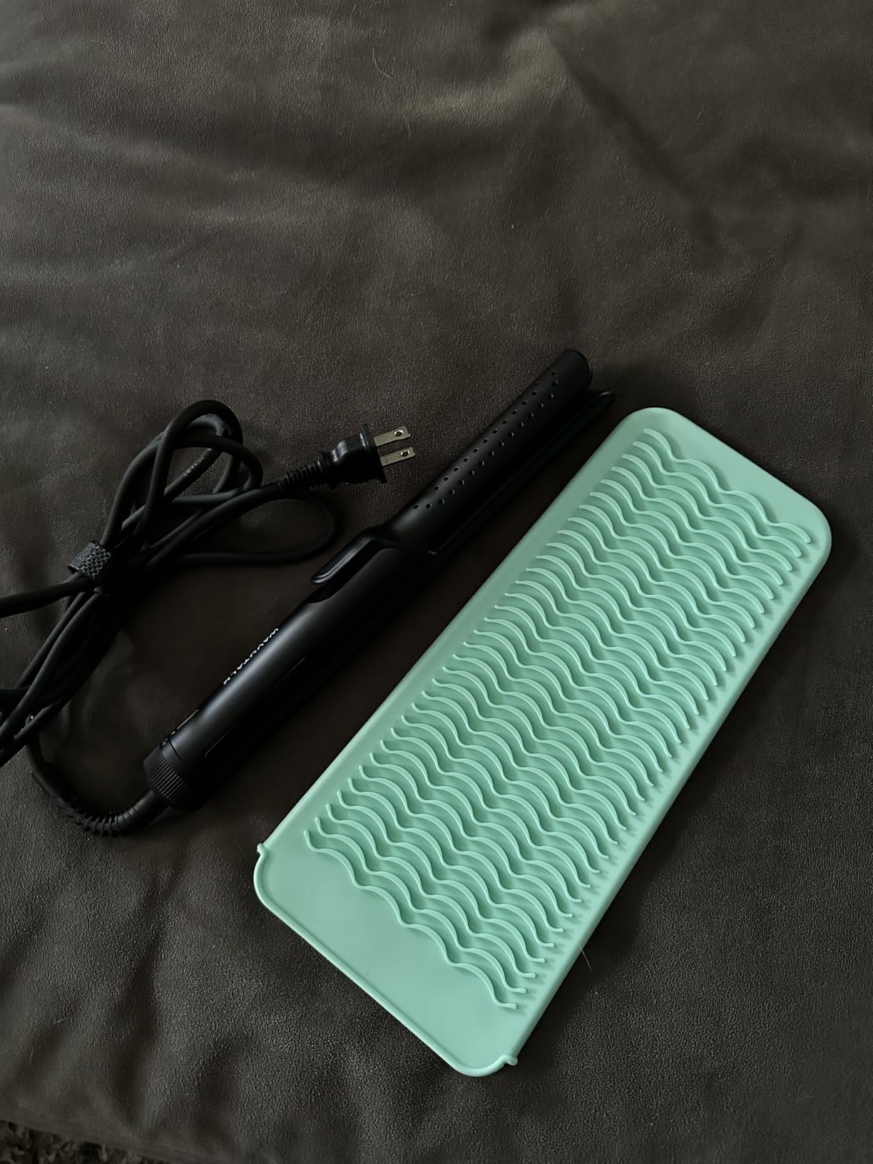 ZAXOP Resistant Silicone Mat Pouch for Flat Iron, Curling Iron,Hot Hair Tools (Black)
