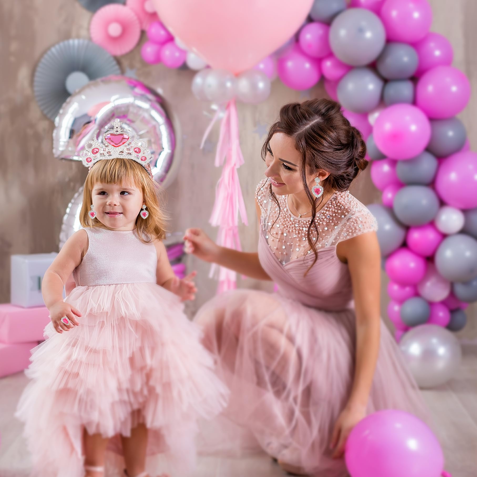 Princess Dress Up Scarpe 6 Grids Toddler Girl Toys con 4 Paia di Scarpe da Gioco e Giocattoli per Gioielli, Glamour Elegant Elegant 3 Anni Regali per Bambini Piccoli