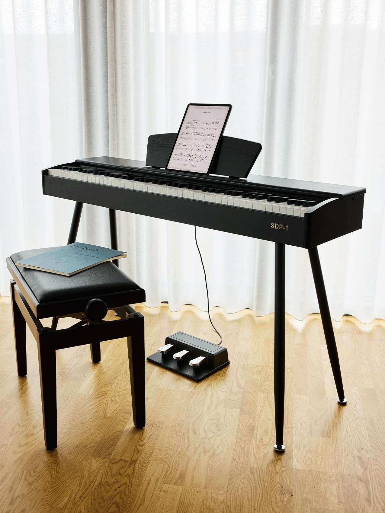 Sonora SDP-1 pianino elektryczne, 88 ważonych przycisków, Home Piano ze stojakiem, potrójnym pedałem, stojakiem na nuty, USB MIDI i gniazdem słuchawkowym, kolor czarny