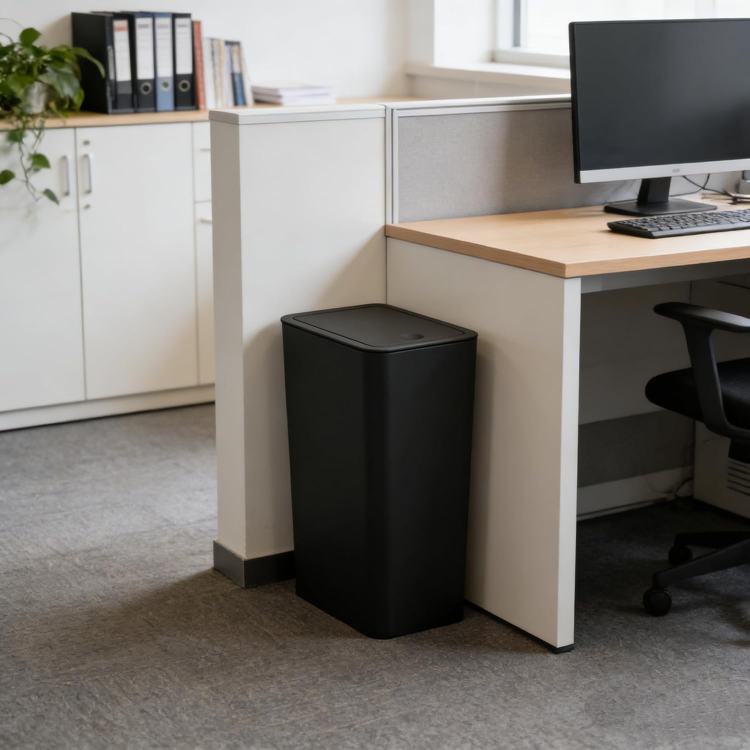 Compact Push-in Trash Can with Lid for Bathrooms, Kitchens, Living Rooms, Offices, Etc., Trash Can with Pop-Up Lid, 10 Liter/2.6 Gallon Slimline (Black，2 Pieces)