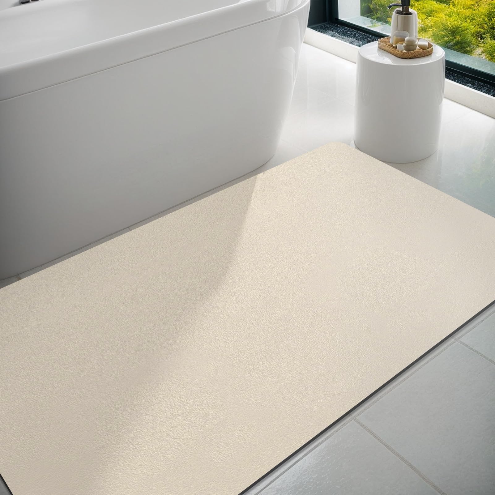Dolic Bath Mat Bathroom Rugs Rubber Non-Slip Thin Bathroom Mat Absorbent Quick Dry Stain Resistant Bath Mat Rug (Light Beige, 60 x 150cm)