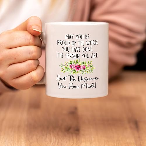 Miniatura 3 de Taza divertida de definición de jubilado, regalo de jubilación, taza de jubilación personalizada para compañeros de trabajo, taza de cerámica de