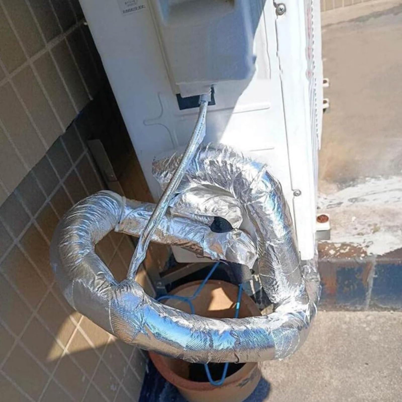 95cm Guaina Isolante In Gomma, Tubo Isolante Antigelo per Esterni, Isolante per Tubi In Foglio Di Alluminio Autosigillante, ID 22-120mm per Tubi Dell'acqua Fredda e Calda, Condizionatori(TK 30mm L 95c