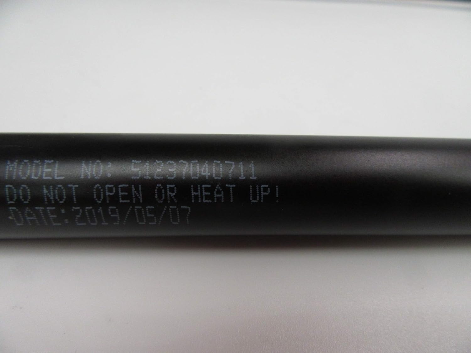 Replacement Hood Bonnet Shocks Lift Support Spring Shocks for Rolls Royce Phantom #621