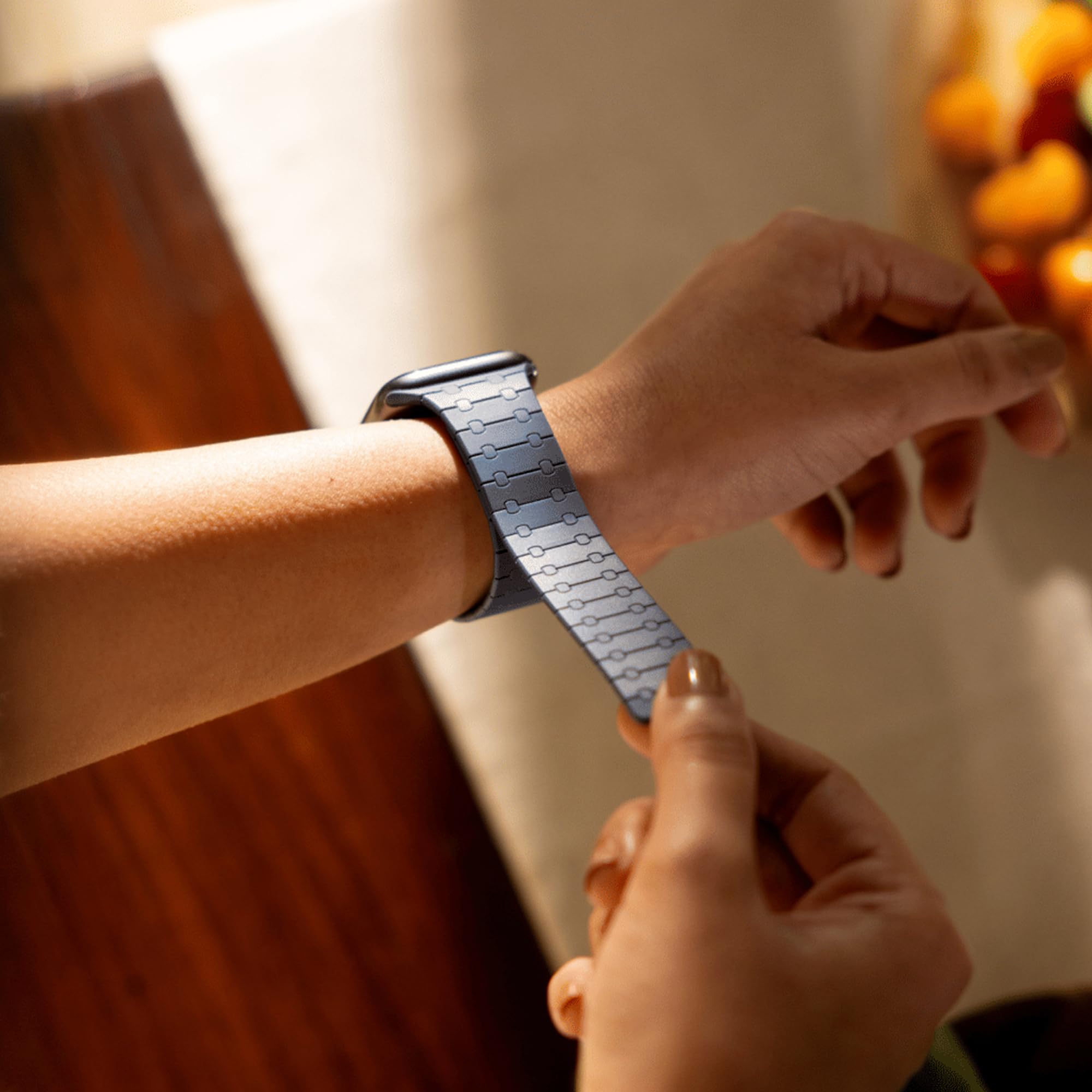 DailyObjects Mag Grip Loop Watch Strap Compatible with Apple Watch Series 9/8/7 (45mm) | Series SE2/6/SE/5/4 (44mm) | Series10 46mm | Ultra/Ultra 2 Olive -Watch Not Included 3
