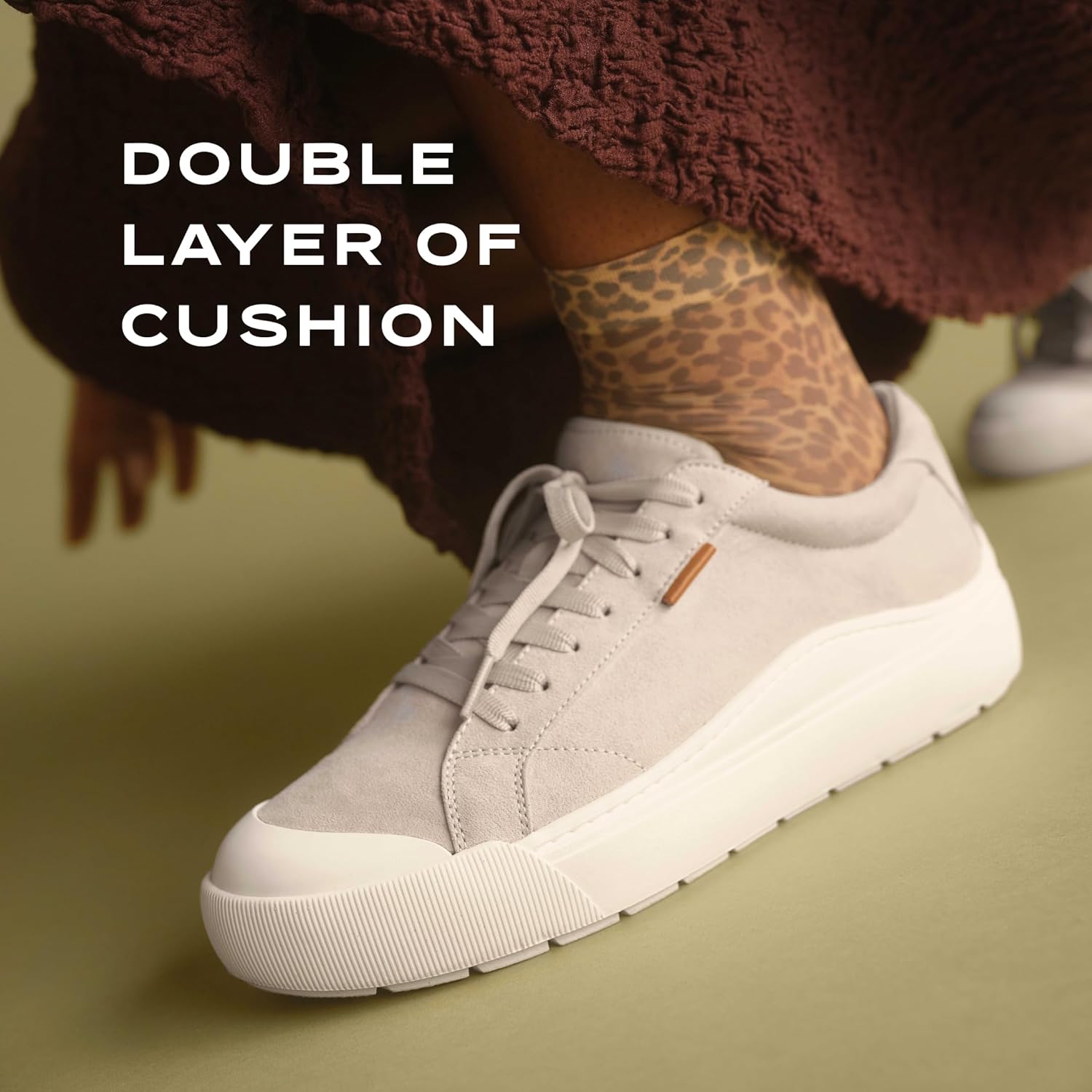 Dr. Scholl's Womens Time Off Sneaker Oyster Microfiber 8 M - Image 2