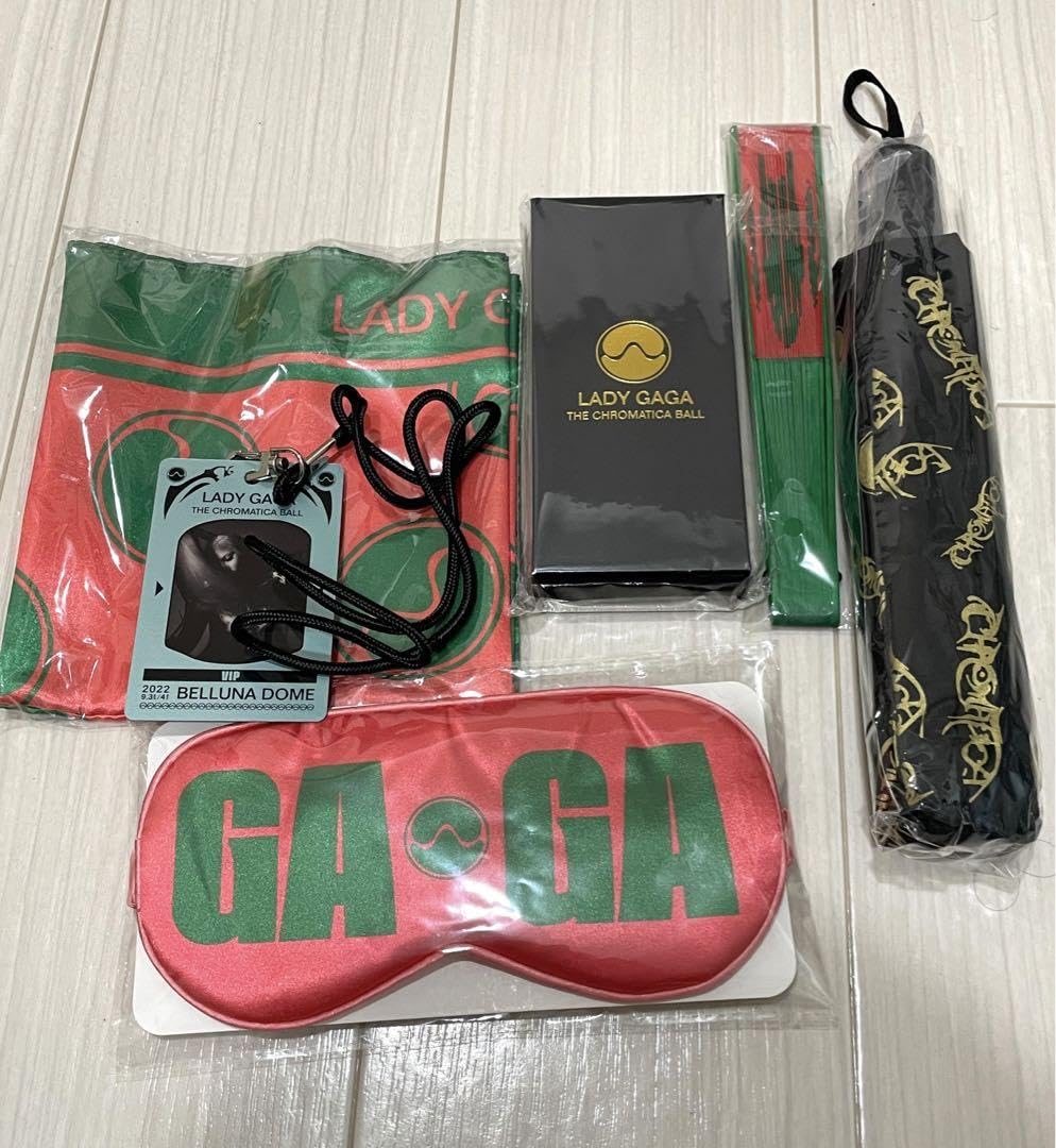 Amazon.co.jp: レディーガガ VIP席 グッズセット : おもちゃ