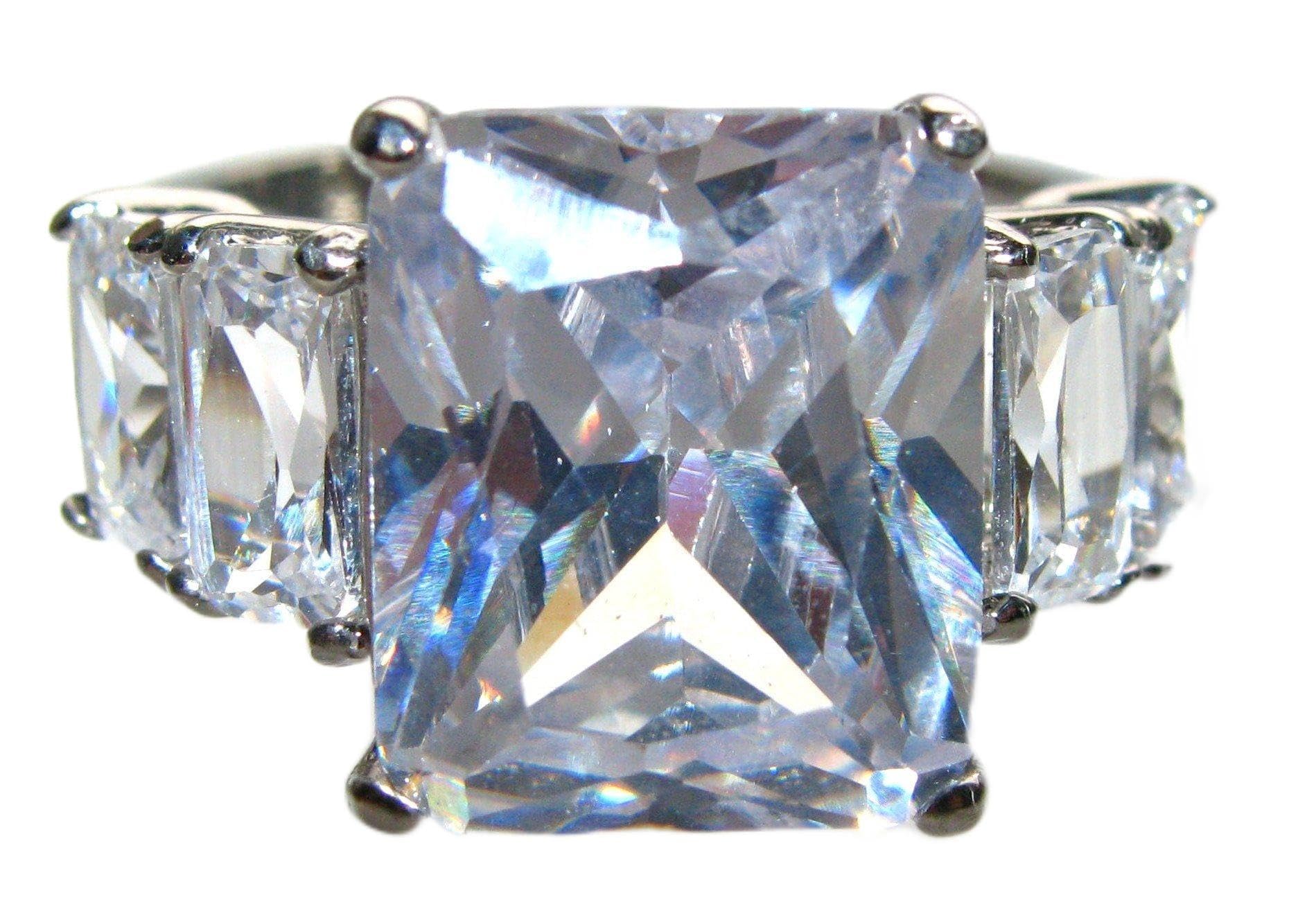 Free Engraving Of Your Choice! Ah! Jewellery Stainless Steel Lab Created Diamonds Ring. Stamped 316. Never Tarnish Guarantee! 12mm Centre Stone. Total Weight 6gr.