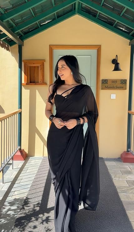 High-Fashion Black