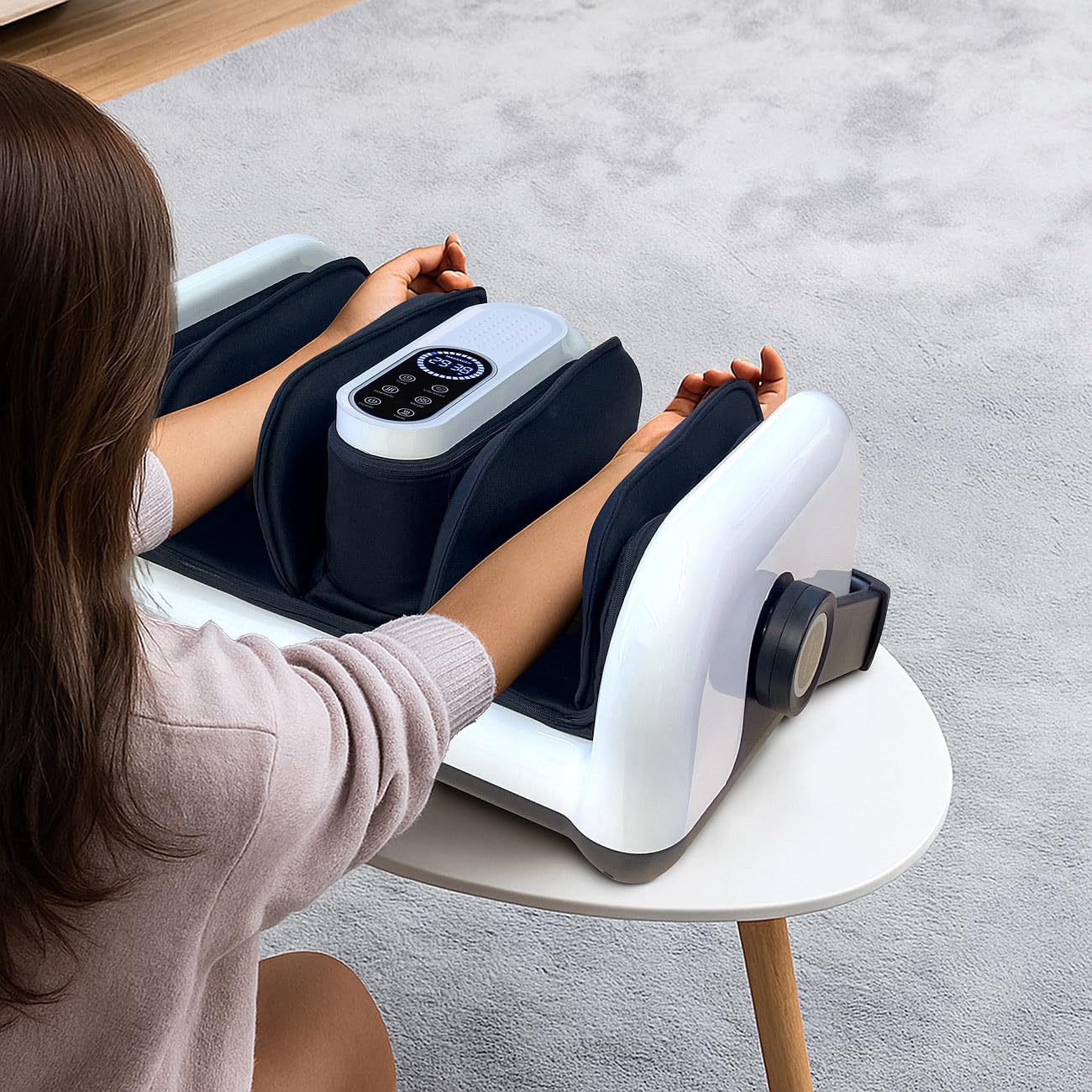 newgen medicals Fußmassagegerät: Waden- und Fuß-Massagegerät mit 5 Modi, 9 Stufen, Timer, Fernbedienung (Massagegerät für Fußmassage, Shiatsu-Fußmassagegerät, Knete)